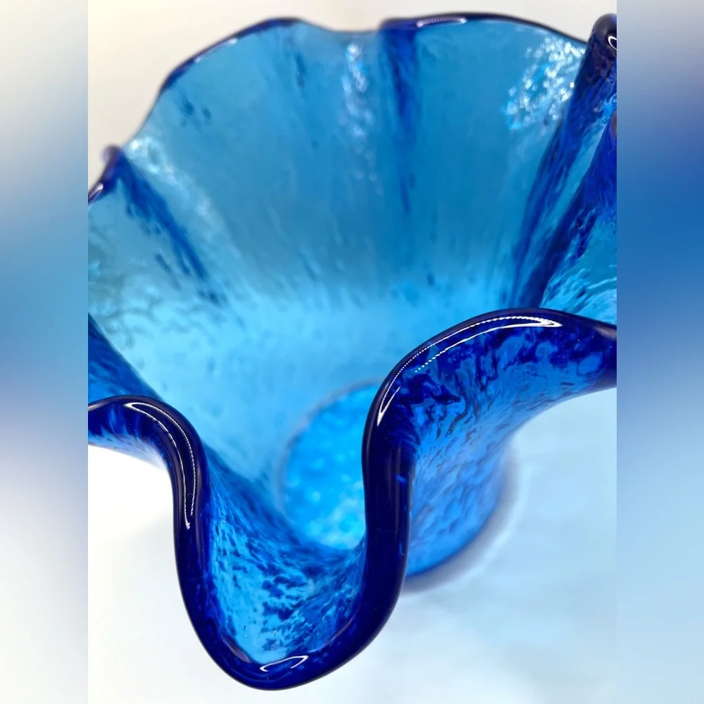 Cobalt Blue Art Glass Handkerchief Handblown Bowl Vase Abstract Fluted Edges 10